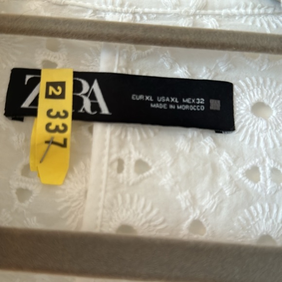 Zara Eyelet white blazer - Picture 5 of 9